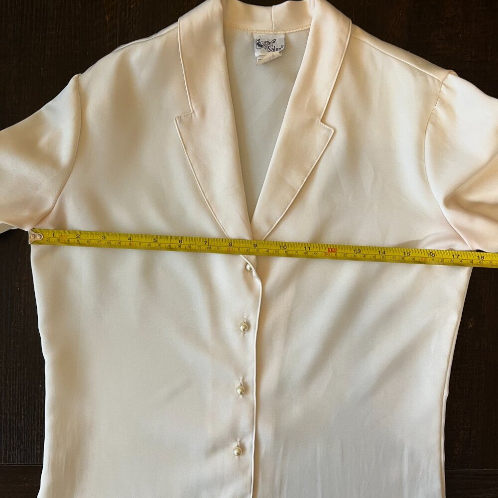 Vintage Salem Cream Satin Button Front Blouse Gold Buttons Womens 7/8 - Picture 5 of 7